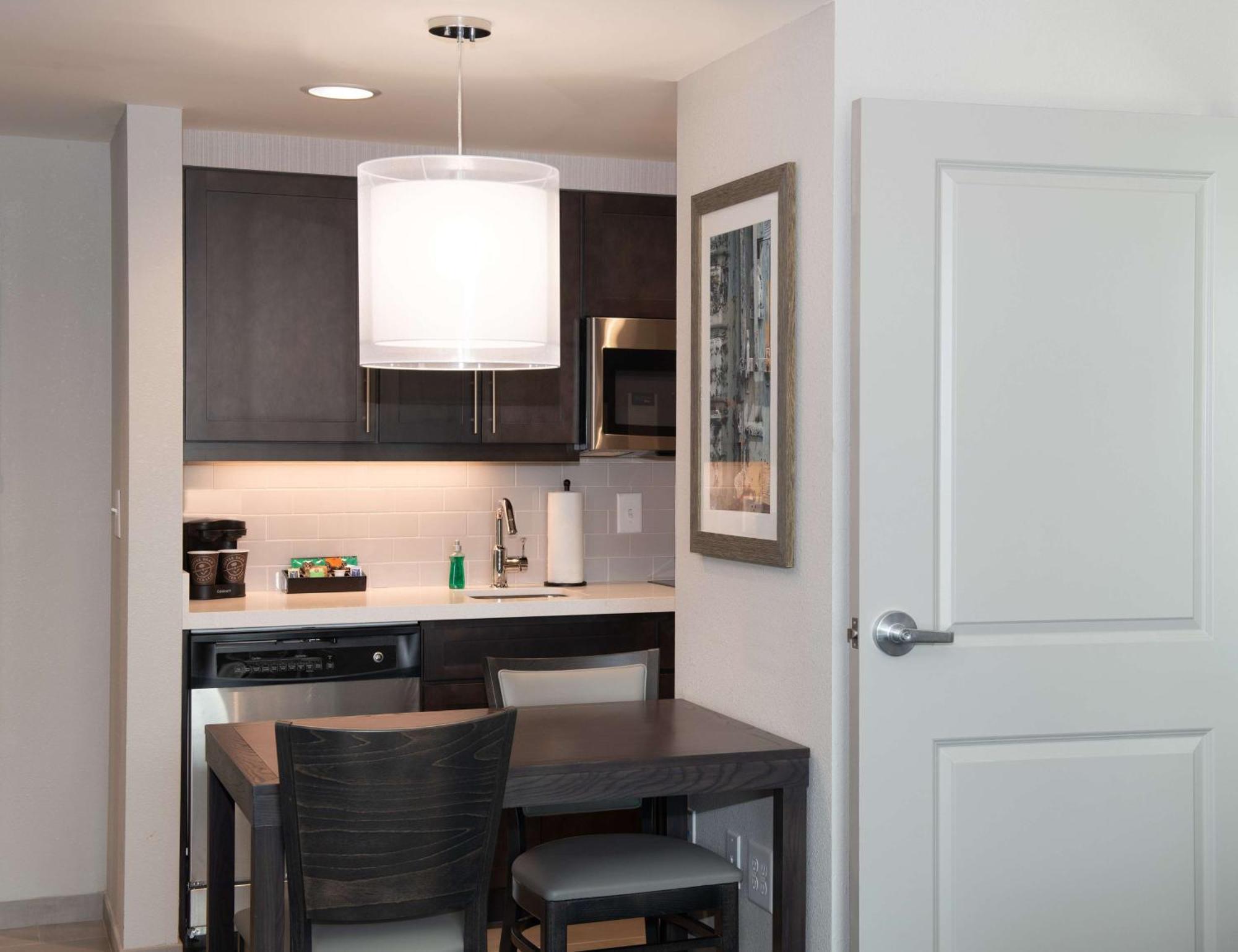 Hotel Homewood By Hilton North Charleston