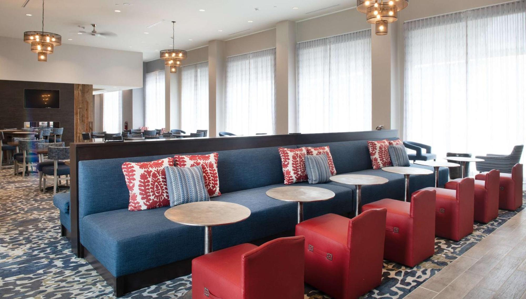 Hotel Homewood By Hilton North Charleston